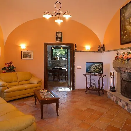 Il Casale Affittacamere 2*
