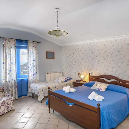 Il Casale Affittacamere 2*