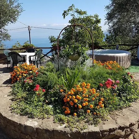 Il Casale Affittacamere 2*